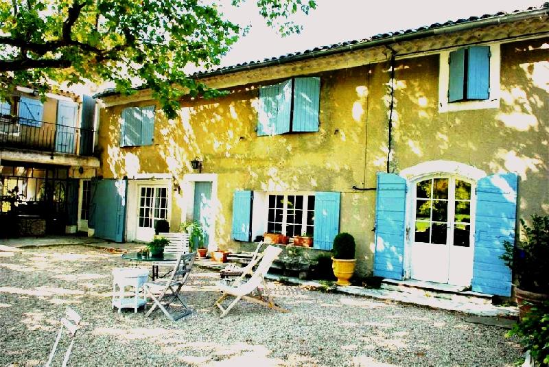 Notre zone d'activité pour ce service Mas provençal 5 chambres bonne opportunité